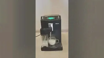 Кофемашина Philips Saeco Minuto Cappuccino